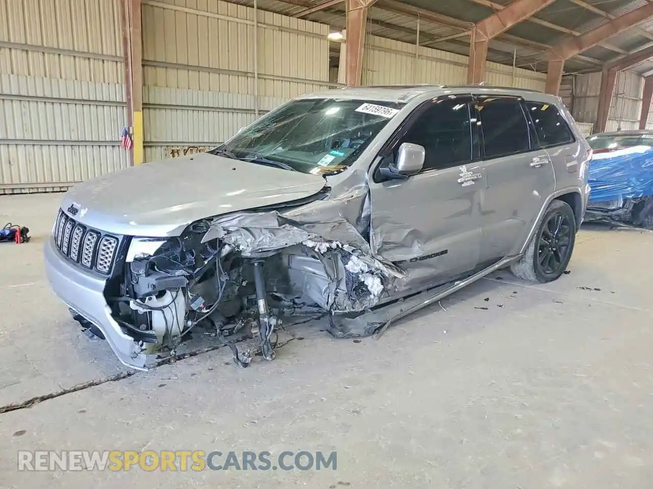 1 Фотография поврежденного автомобиля 1C4RJEAG5MC597390 JEEP CHEROKEE 2021
