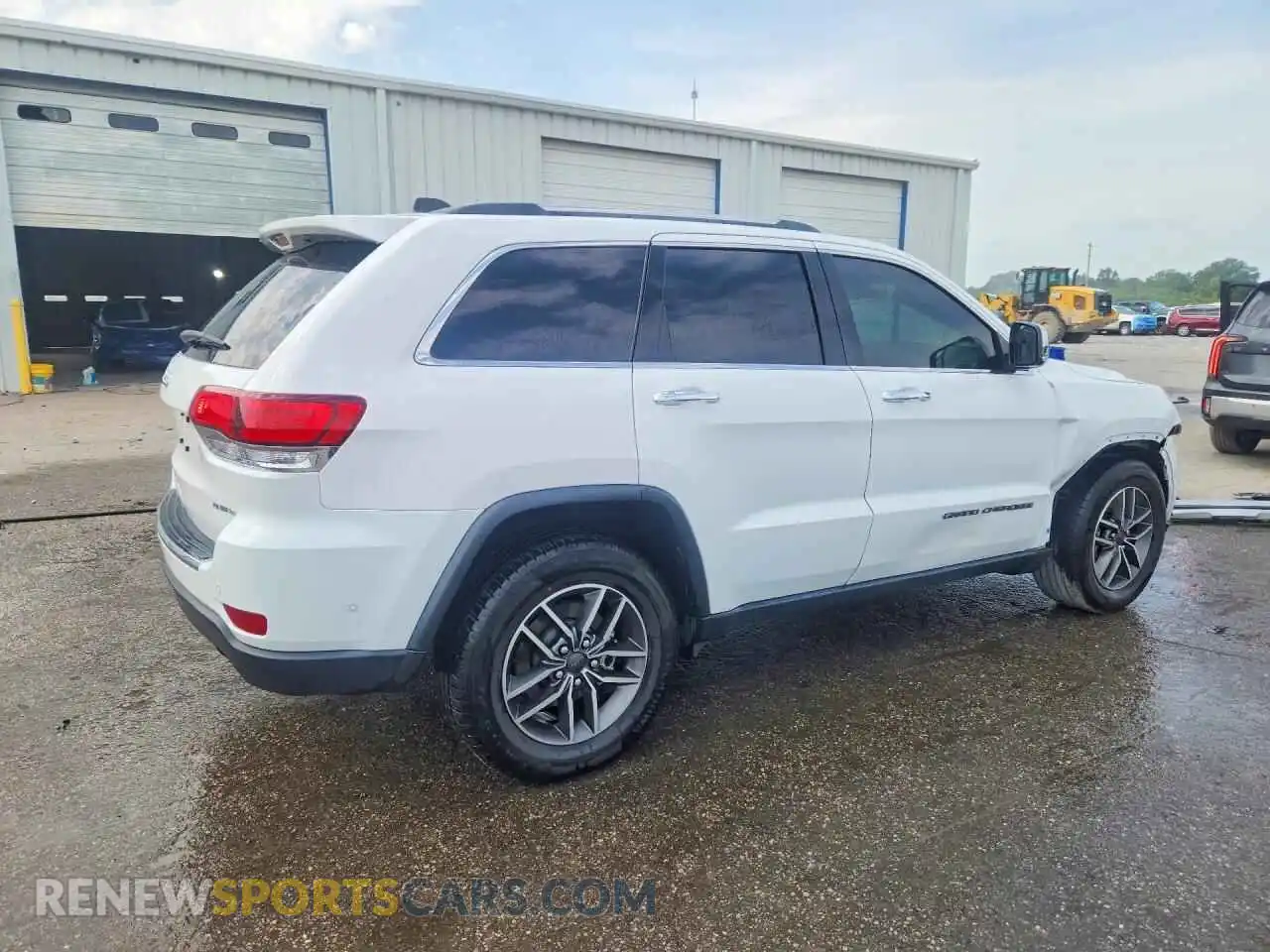 3 Photograph of a damaged car 1C4RJEBG5MC789438 JEEP CHEROKEE 2021