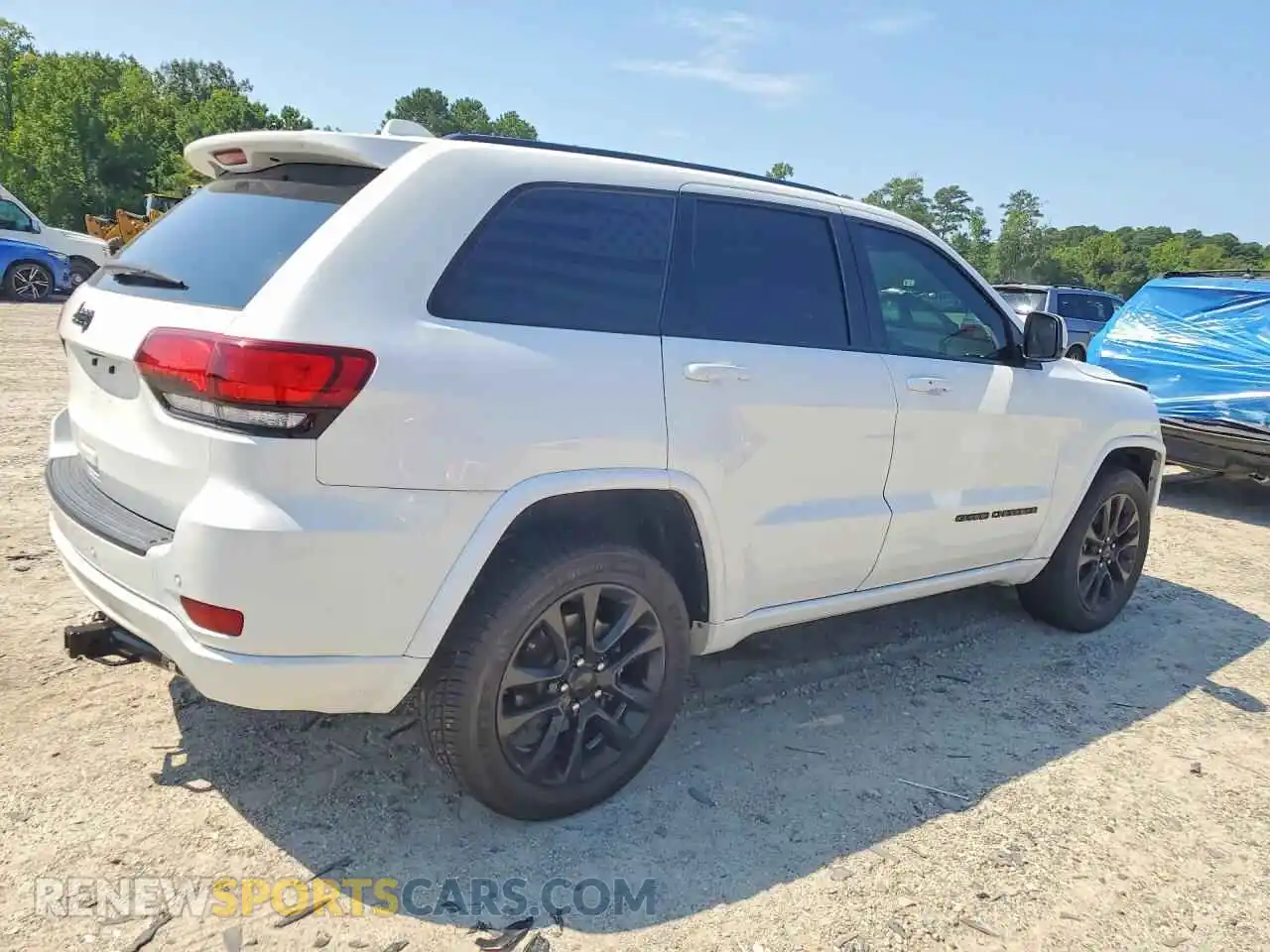 3 Photograph of a damaged car 1C4RJFAG0MC744334 JEEP CHEROKEE 2021