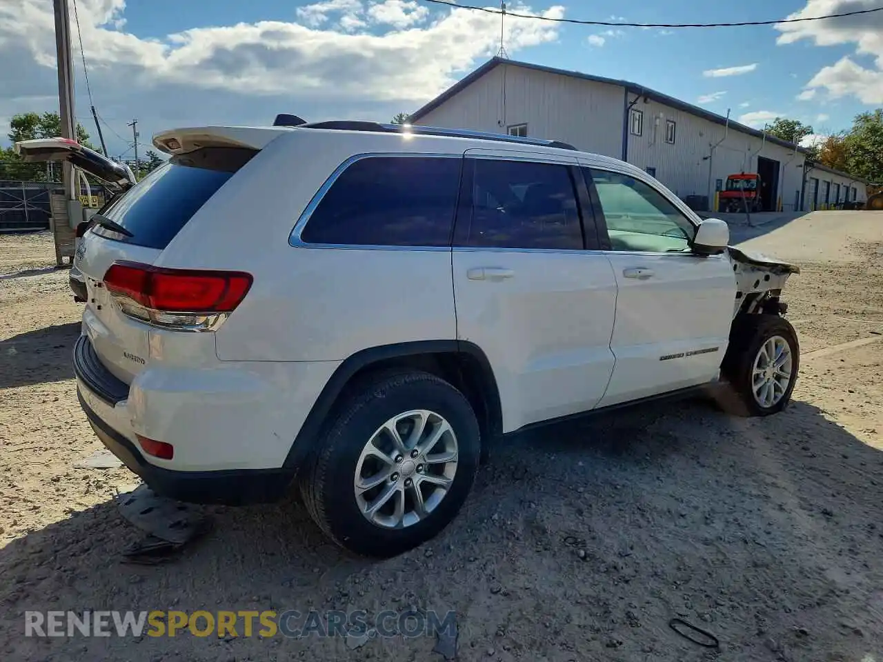 3 Photograph of a damaged car 1C4RJFAG3MC528512 JEEP CHEROKEE 2021