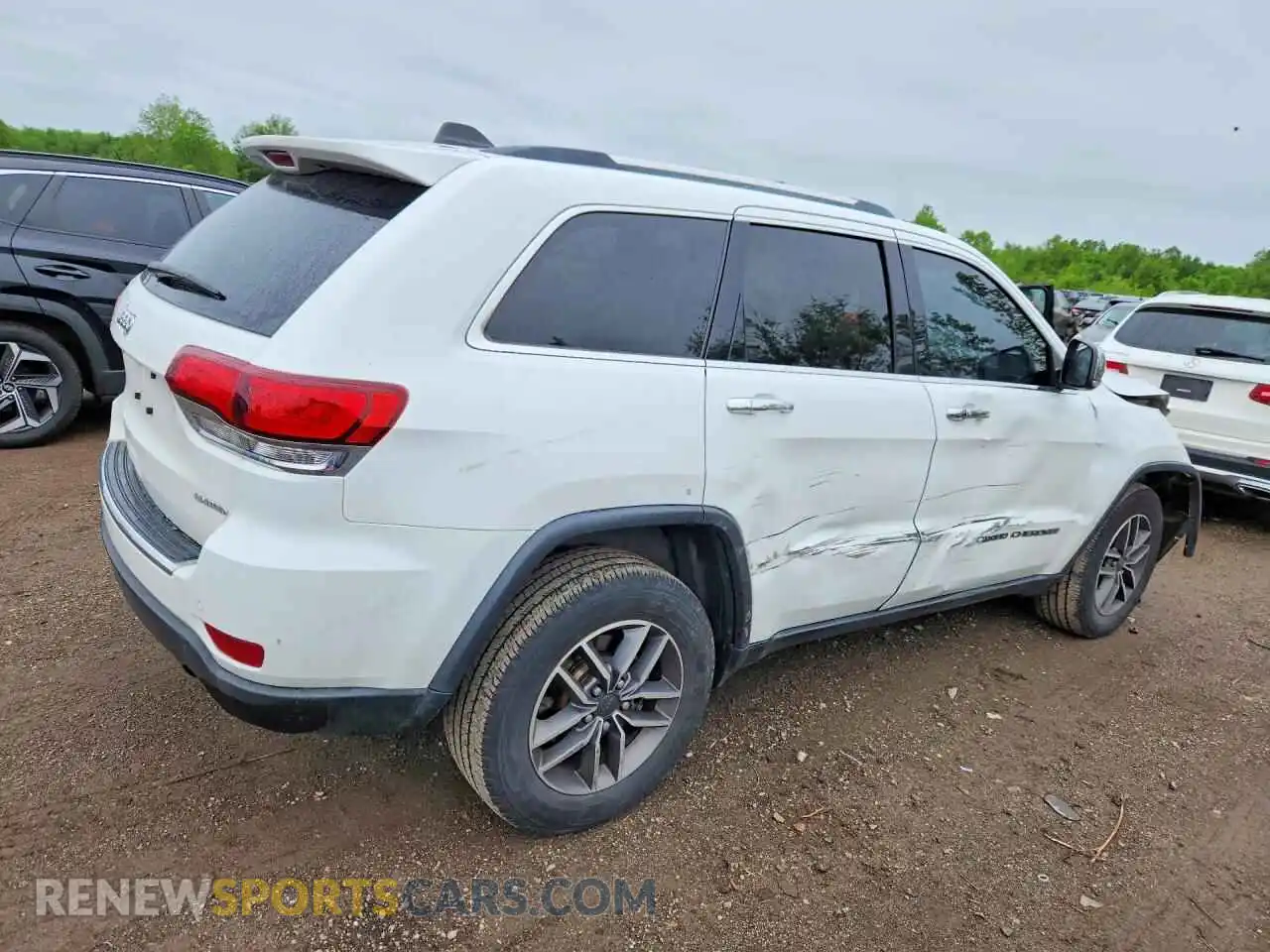 3 Photograph of a damaged car 1C4RJFBG0MC501007 JEEP CHEROKEE 2021