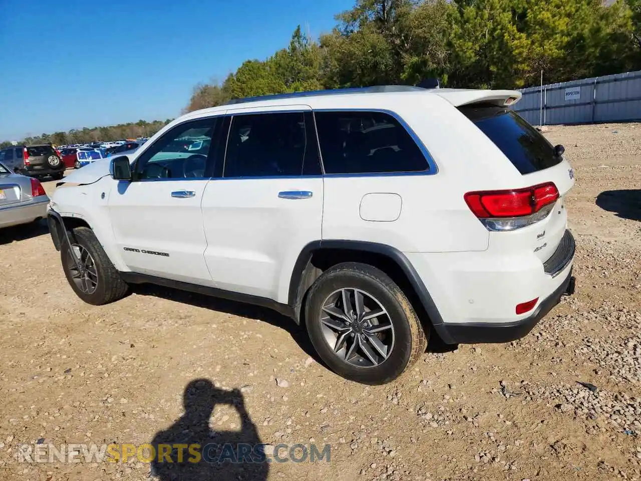 2 Photograph of a damaged car 1C4RJFBG1MC824529 JEEP CHEROKEE 2021