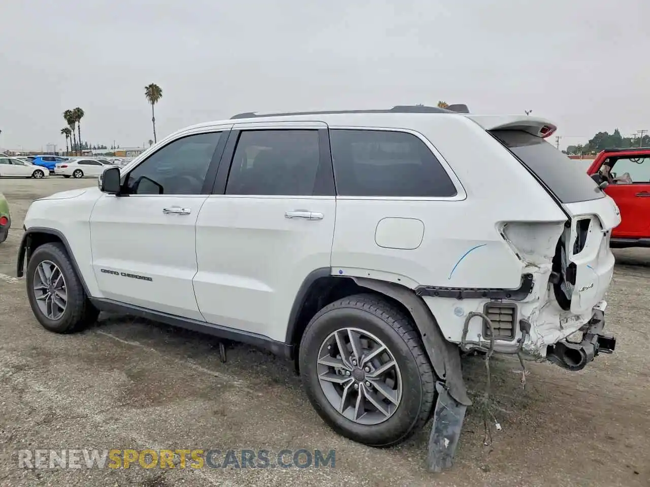 2 Photograph of a damaged car 1C4RJFBG2MC817377 JEEP CHEROKEE 2021