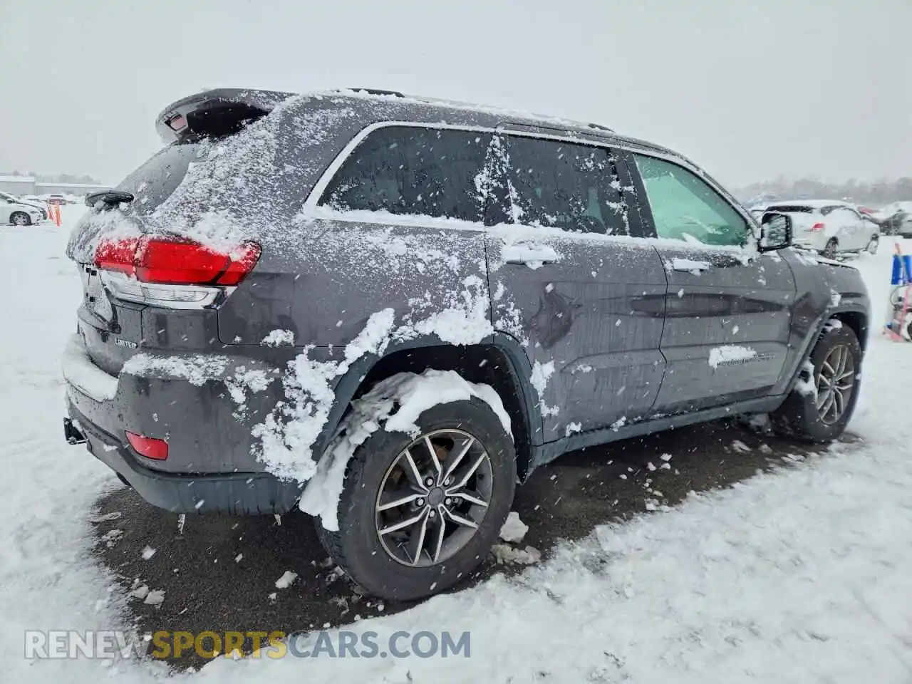 3 Photograph of a damaged car 1C4RJFBG2MC866854 JEEP CHEROKEE 2021