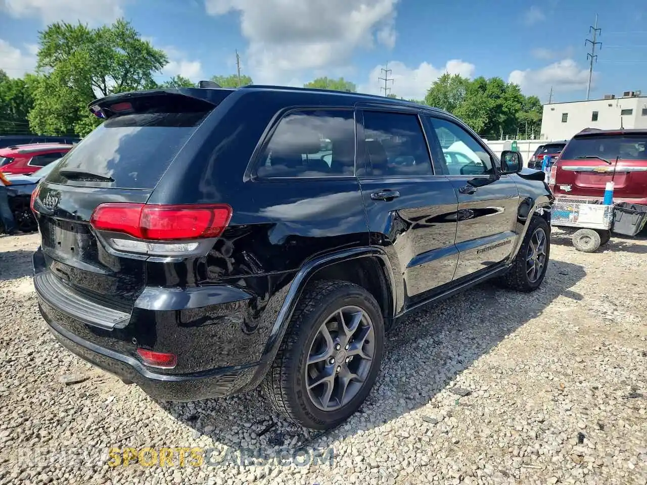 3 Photograph of a damaged car 1C4RJFBG3MC526211 JEEP CHEROKEE 2021