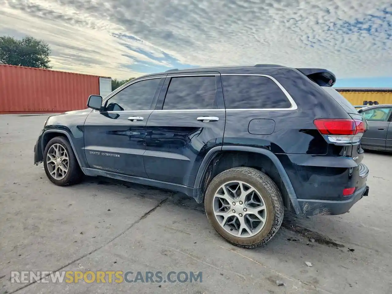 2 Photograph of a damaged car 1C4RJFBG7MC613125 JEEP CHEROKEE 2021