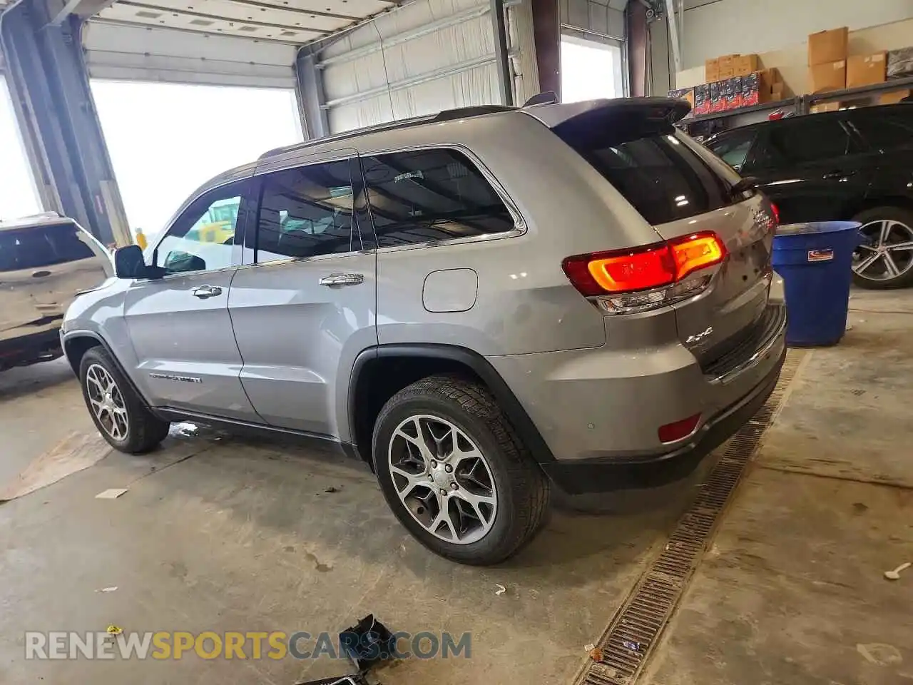 2 fotografías del automóvil dañado 1C4RJFBG8MC587134 JEEP CHEROKEE 2021