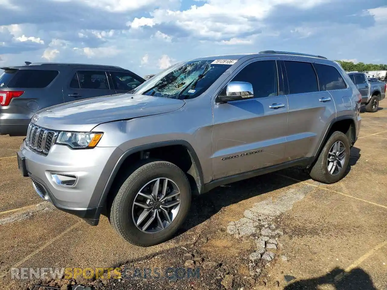 1 Photograph of a damaged car 1C4RJFBG8MC627826 JEEP CHEROKEE 2021