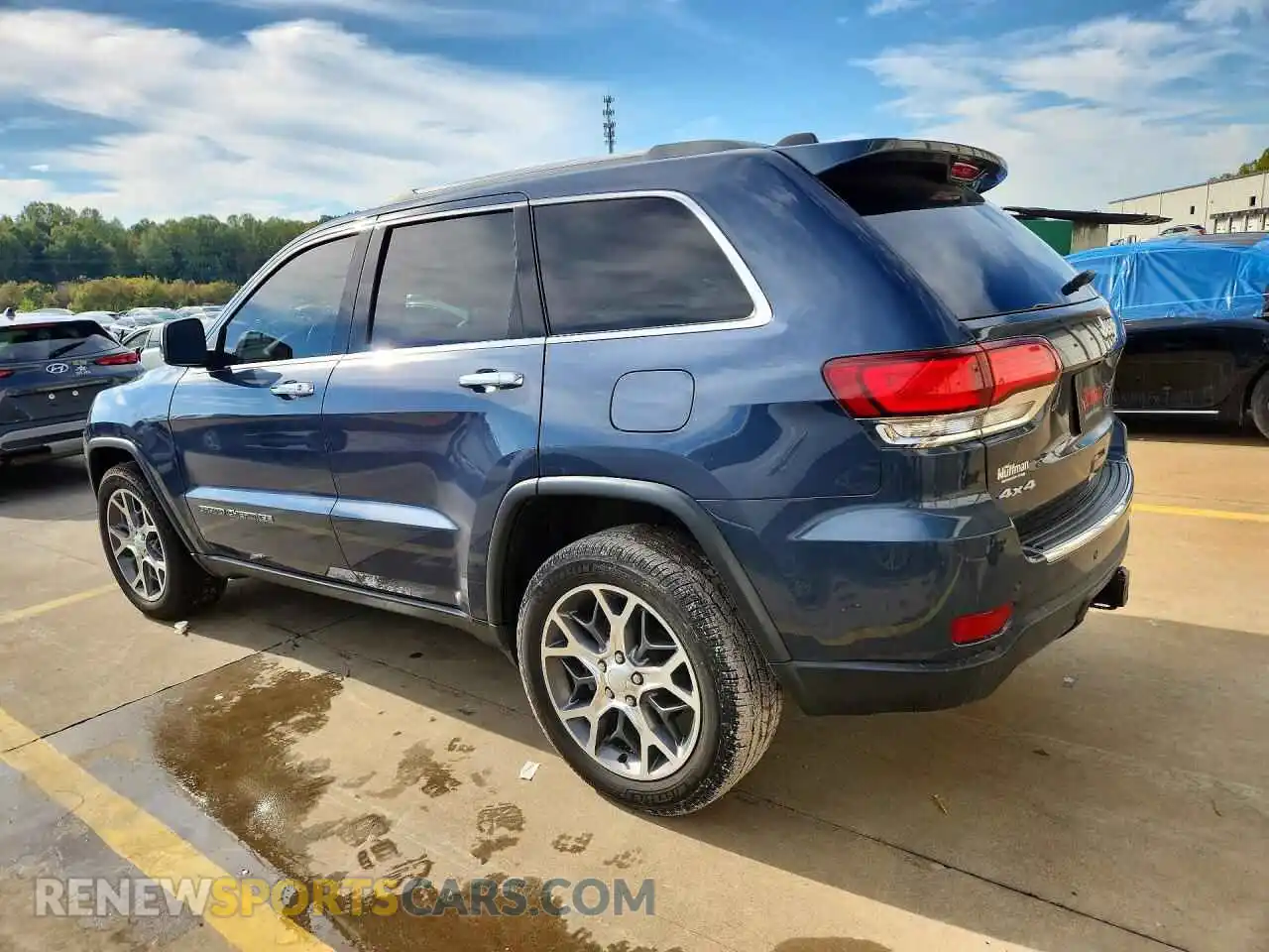 2 Photograph of a damaged car 1C4RJFBG8MC691820 JEEP CHEROKEE 2021