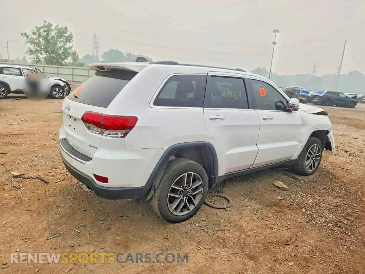 3 Photograph of a damaged car 1C4RJFBG9MC665372 JEEP CHEROKEE 2021