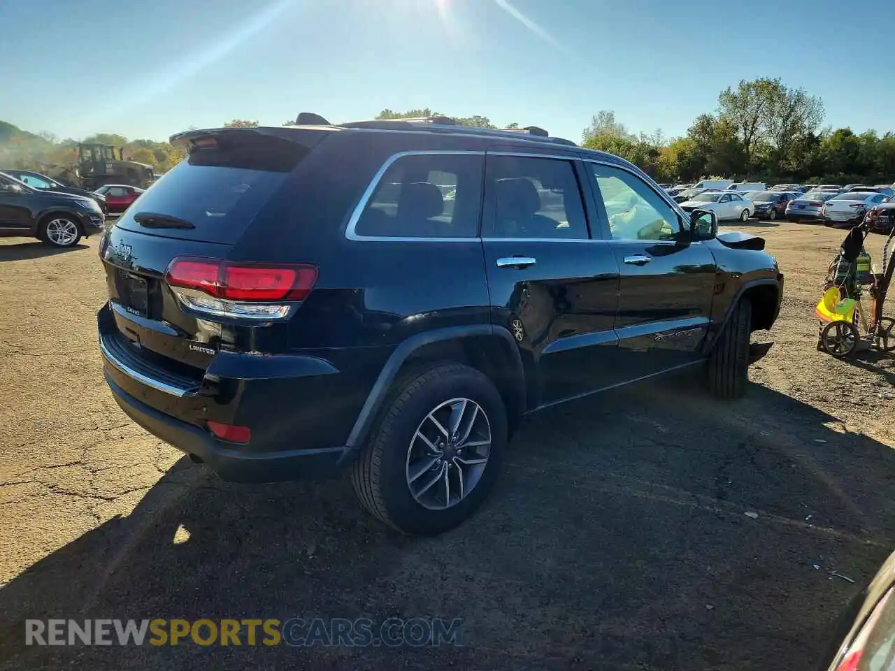 3 Photograph of a damaged car 1C4RJFBGXMC509308 JEEP CHEROKEE 2021