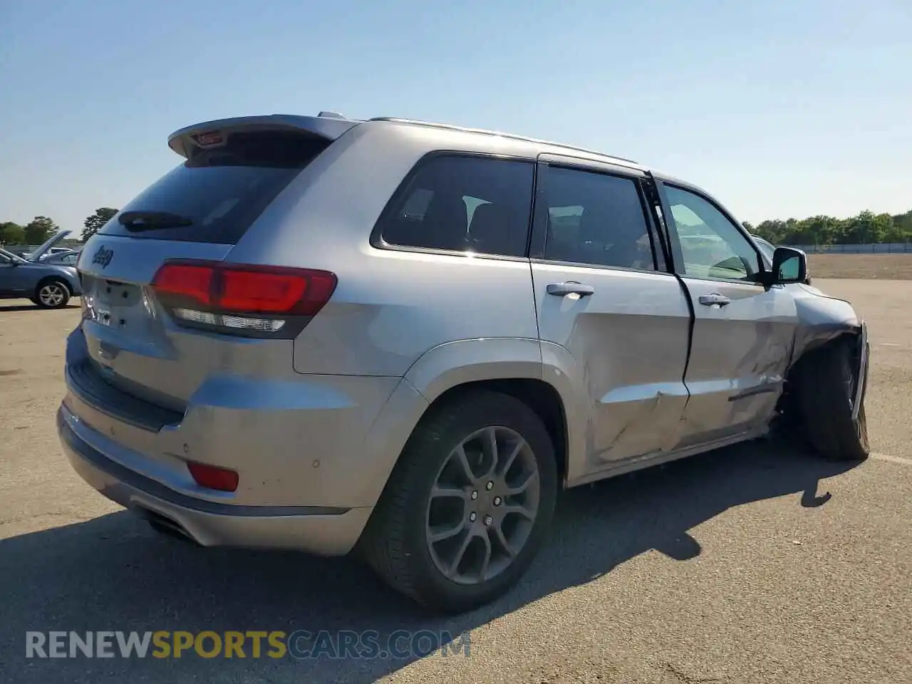 3 Photograph of a damaged car 1C4RJFCG0MC592486 JEEP CHEROKEE 2021