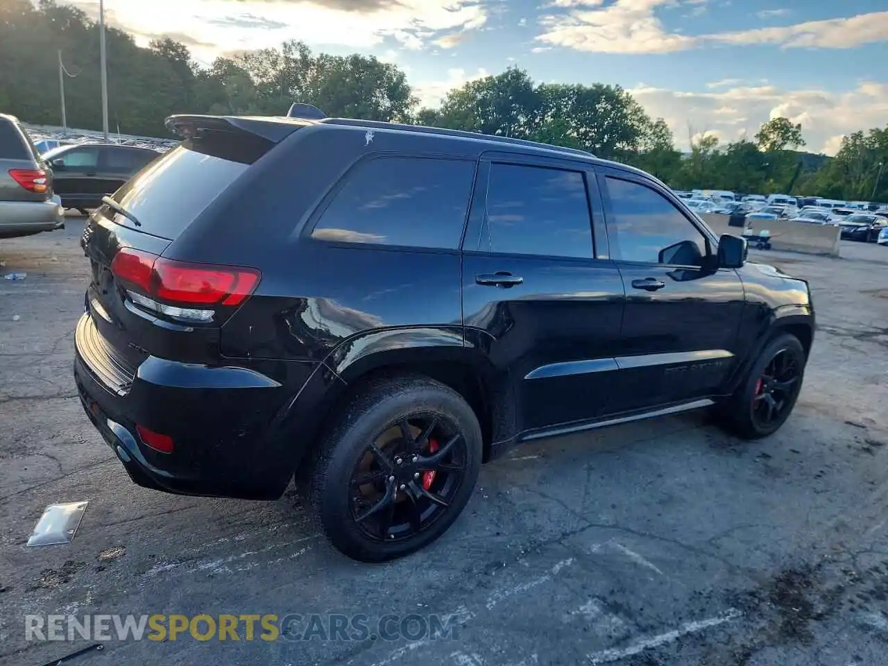 3 Photograph of a damaged car 1C4RJFDJ3MC561209 JEEP CHEROKEE 2021