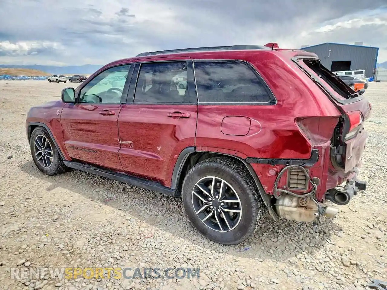 2 fotografías del automóvil dañado 1C4RJFLG9MC508729 JEEP CHEROKEE 2021