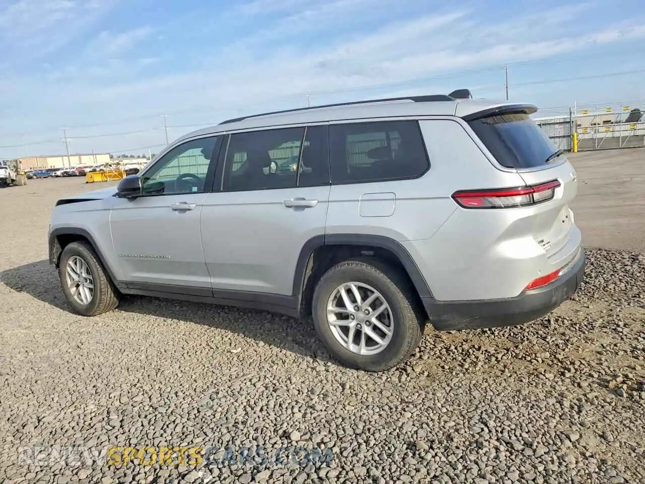 2 Фотография поврежденного автомобиля 1C4RJJAG7M8160616 JEEP CHEROKEE 2021