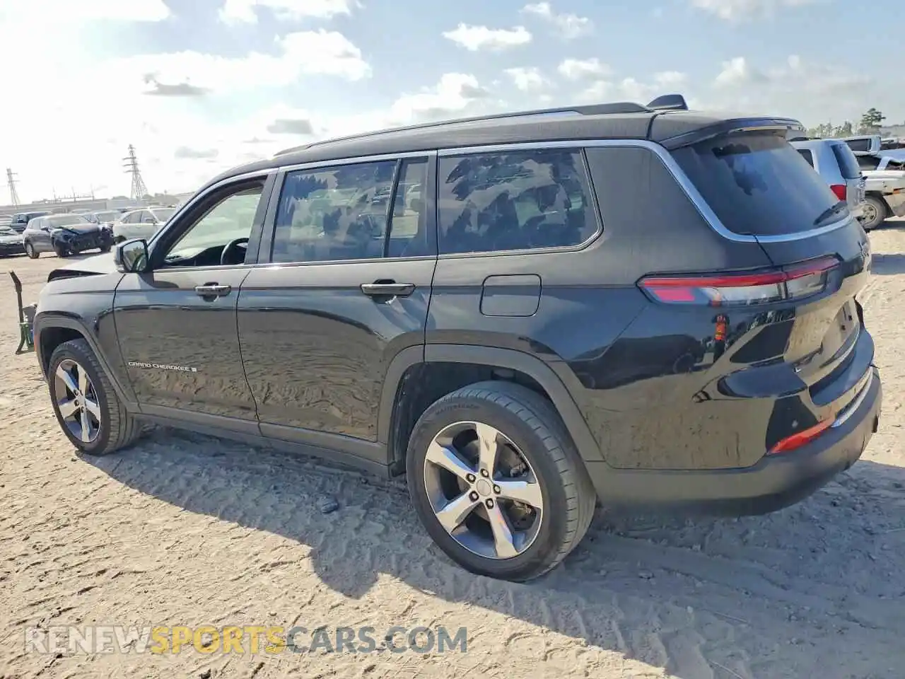 2 Photograph of a damaged car 1C4RJJBG1M8152168 JEEP CHEROKEE 2021