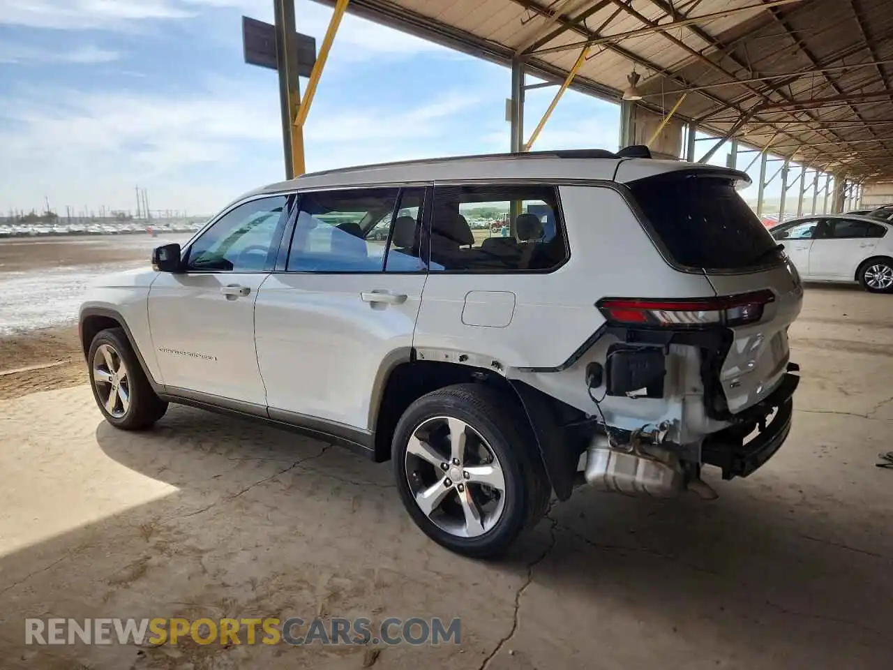 2 Photograph of a damaged car 1C4RJJBG3M8183745 JEEP CHEROKEE 2021