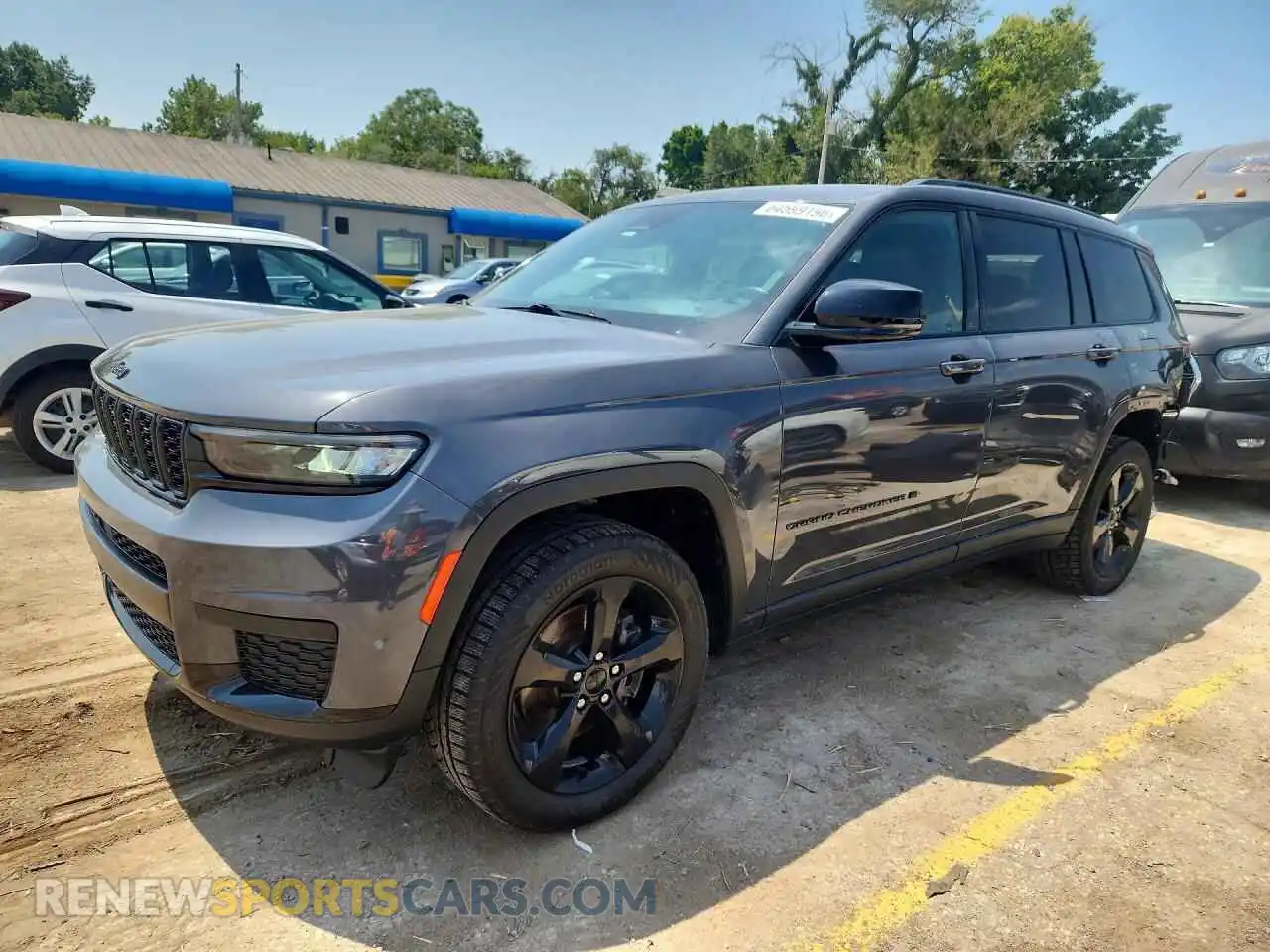 1 Photograph of a damaged car 1C4RJKAG1M8200307 JEEP CHEROKEE 2021