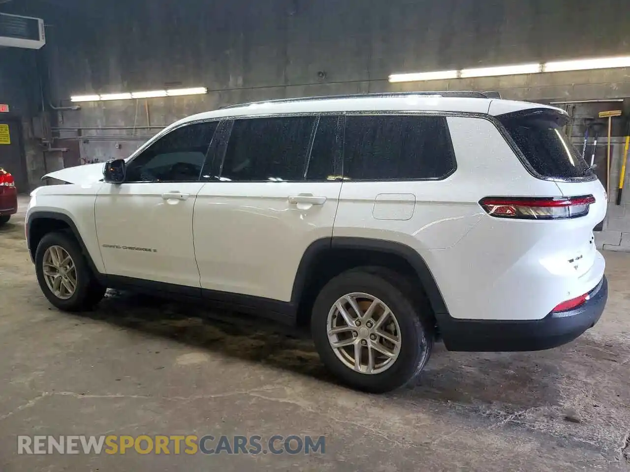 2 Фотография поврежденного автомобиля 1C4RJKAG5M8149829 JEEP CHEROKEE 2021