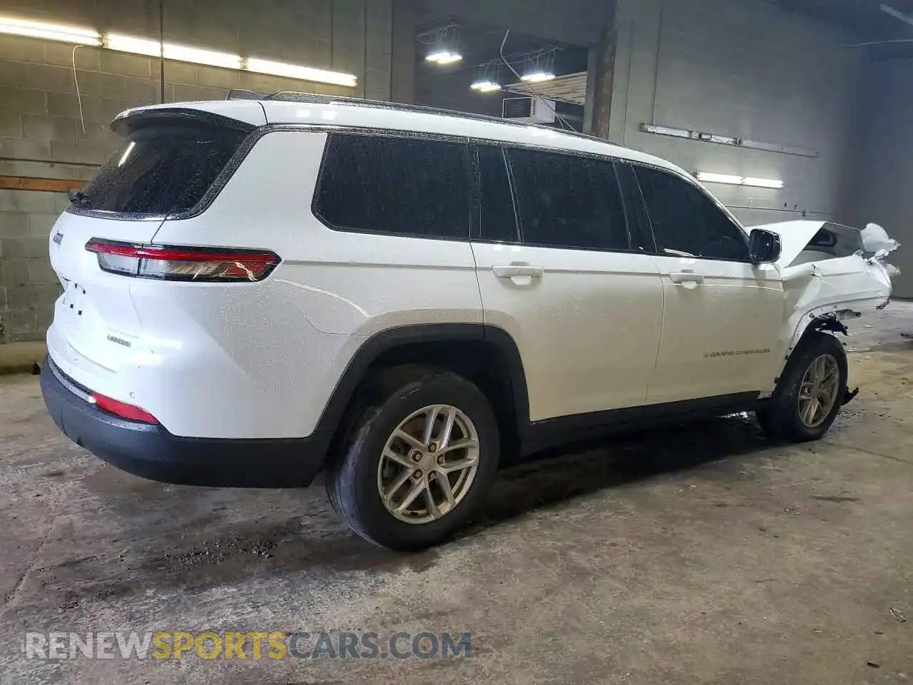 3 Фотография поврежденного автомобиля 1C4RJKAG5M8149829 JEEP CHEROKEE 2021