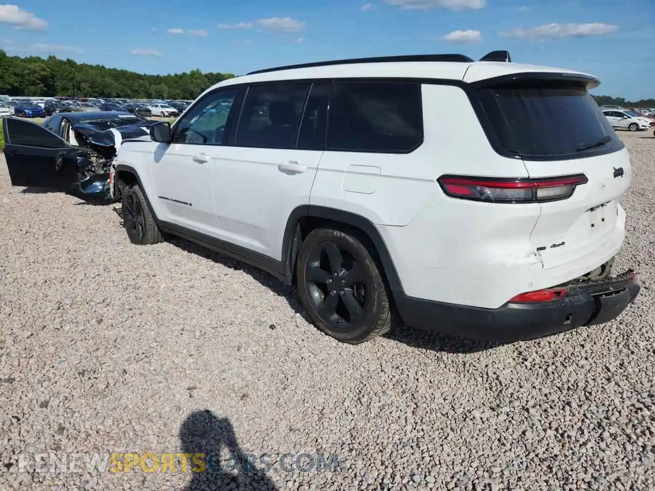 2 fotografías del automóvil dañado 1C4RJKAG6M8209648 JEEP CHEROKEE 2021