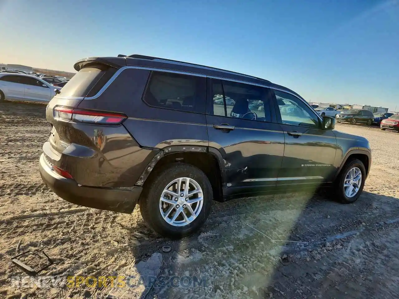 3 Photograph of a damaged car 1C4RJKAG7M8150125 JEEP CHEROKEE 2021