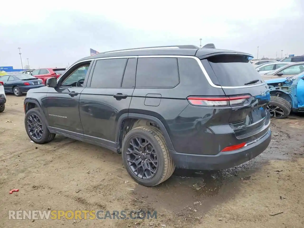 2 Photograph of a damaged car 1C4RJKBG2M8205515 JEEP CHEROKEE 2021