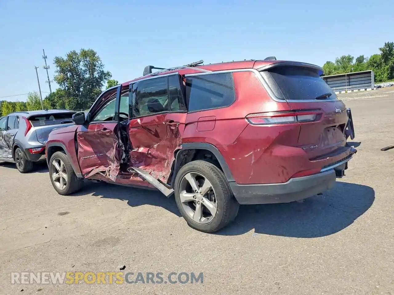 2 fotografías del automóvil dañado 1C4RJKBG7M8130472 JEEP CHEROKEE 2021