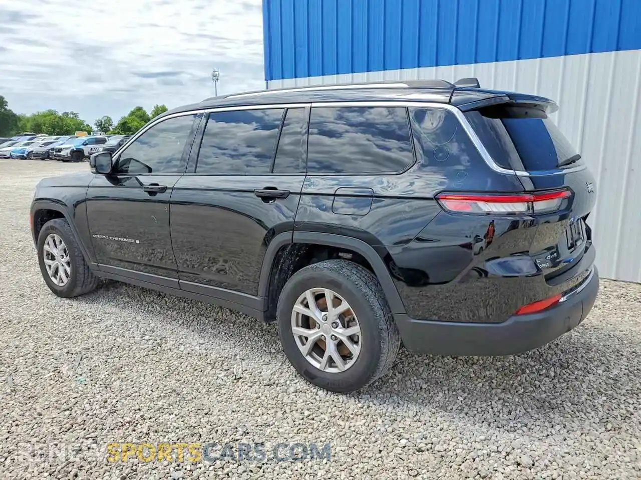 2 Photograph of a damaged car 1C4RJKBG7M8193975 JEEP CHEROKEE 2021