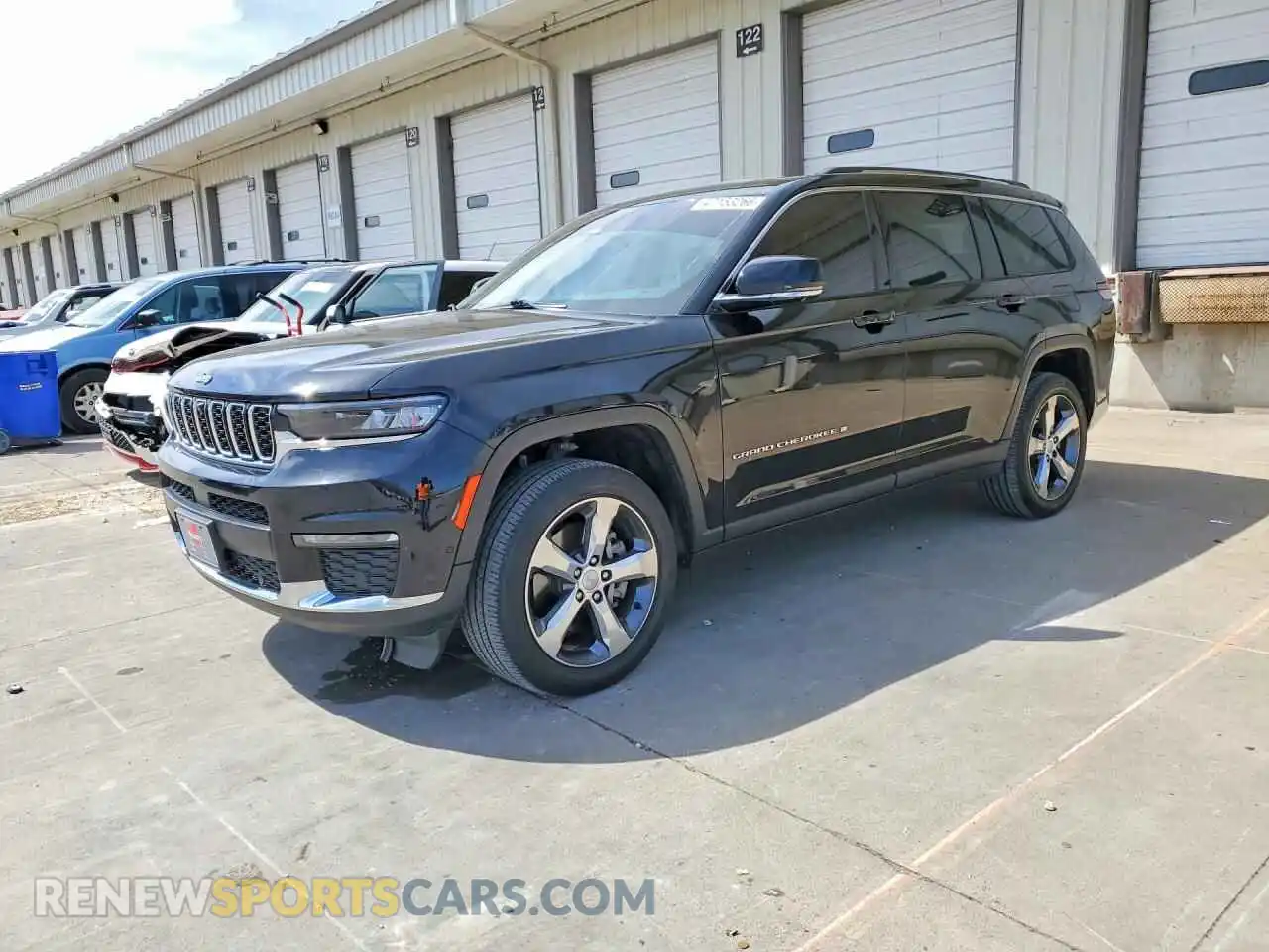 1 Photograph of a damaged car 1C4RJKBG8M8136829 JEEP CHEROKEE 2021