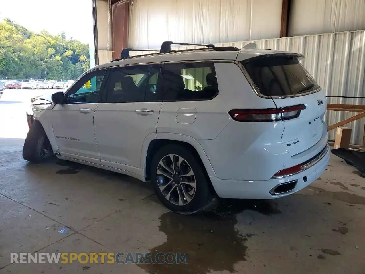 2 Photograph of a damaged car 1C4RJKDG4M8159649 JEEP CHEROKEE 2021