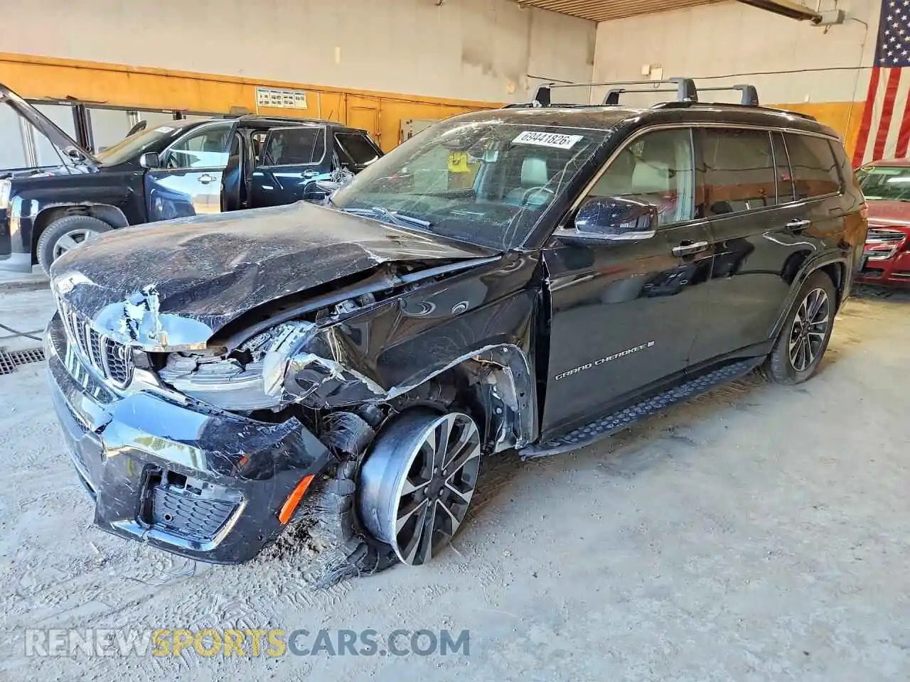 1 Фотография поврежденного автомобиля 1C4RJKDG9M8108485 JEEP CHEROKEE 2021