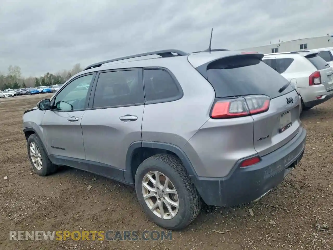 2 Photograph of a damaged car 1C4PJMMX8ND511501 JEEP CHEROKEE 2022