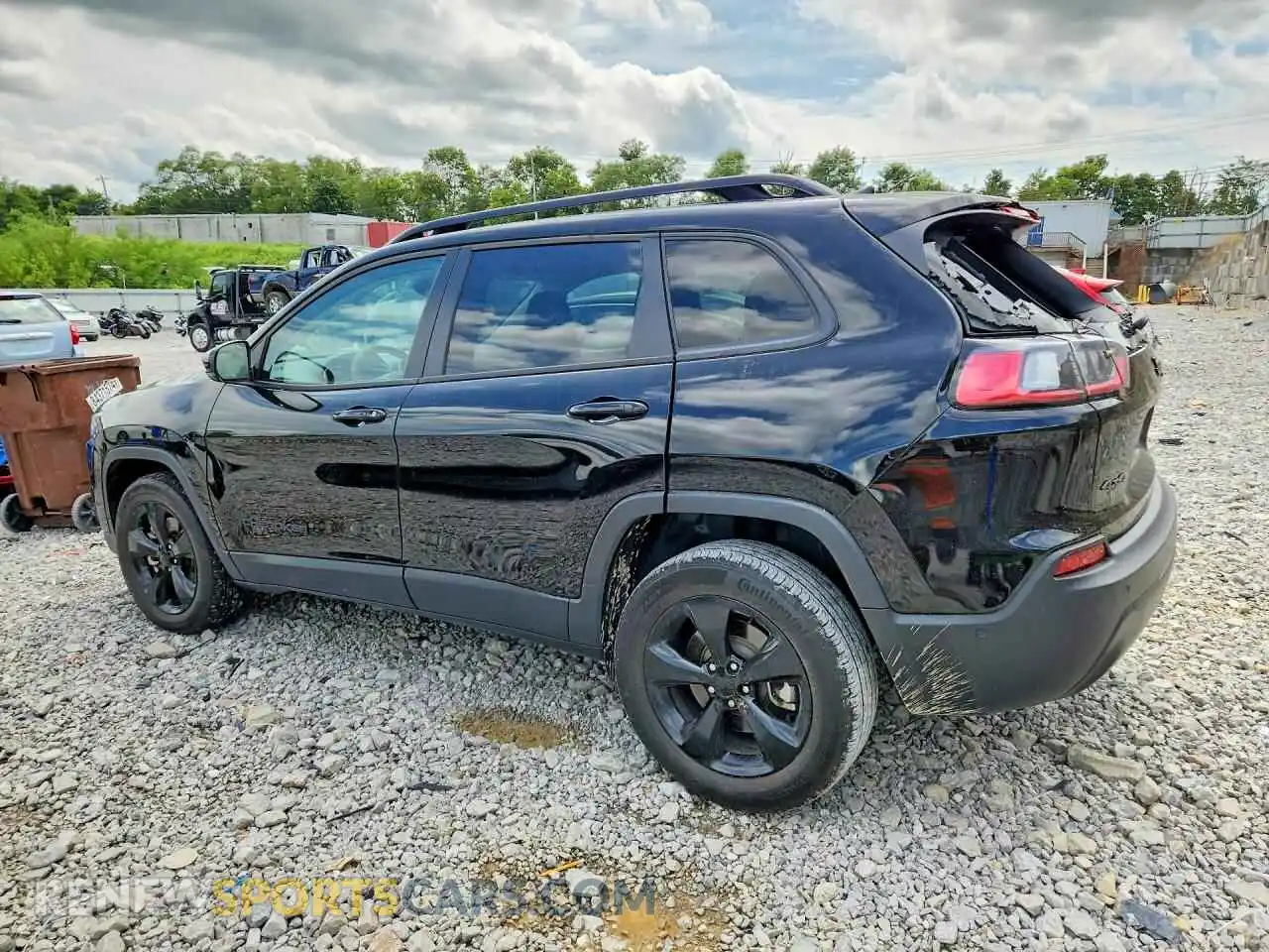 2 fotografías del automóvil dañado 1C4PJMMB4PD107439 JEEP CHEROKEE 2023