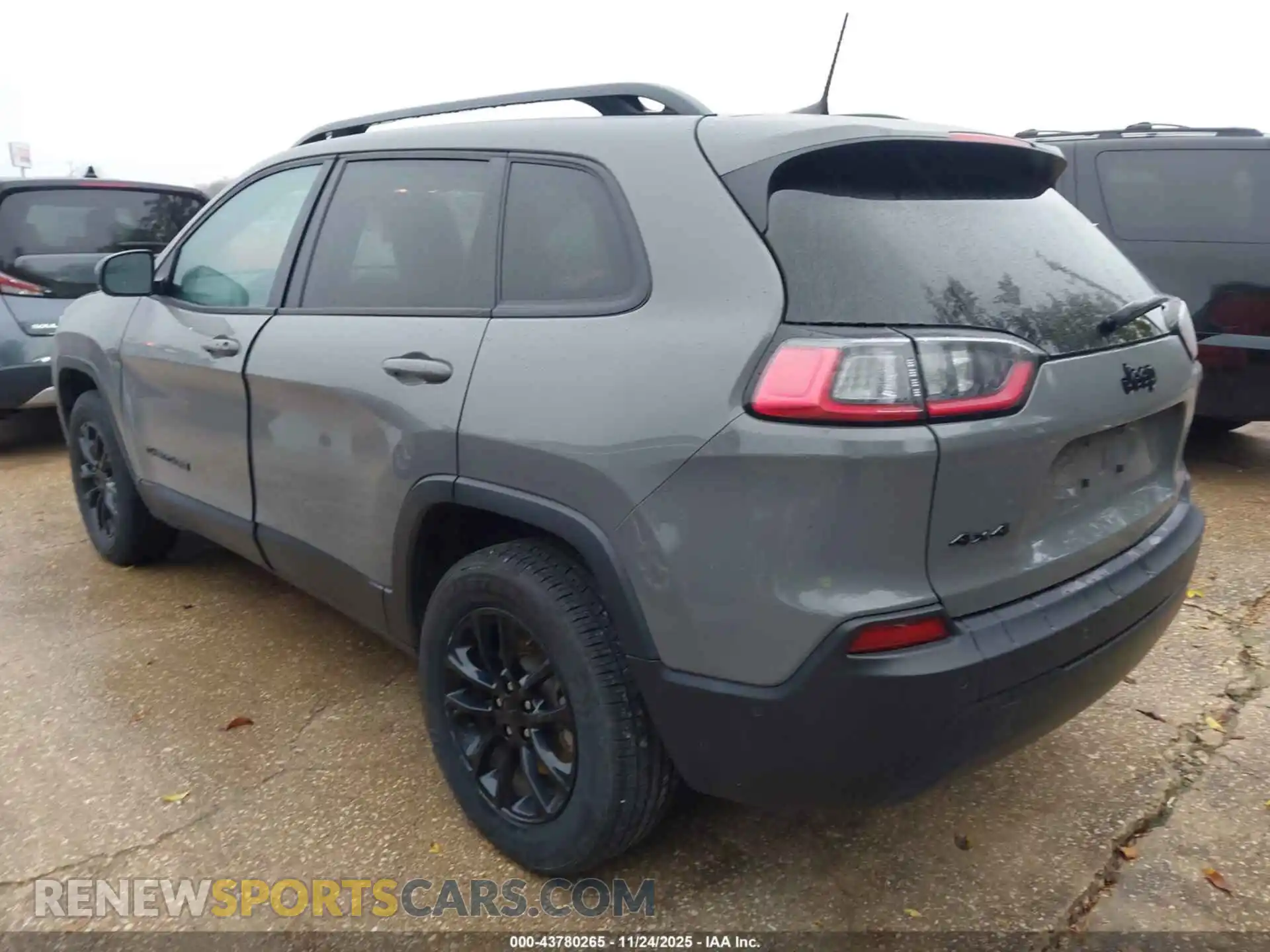 3 Photograph of a damaged car 1C4PJMMB5PD115310 JEEP CHEROKEE 2023