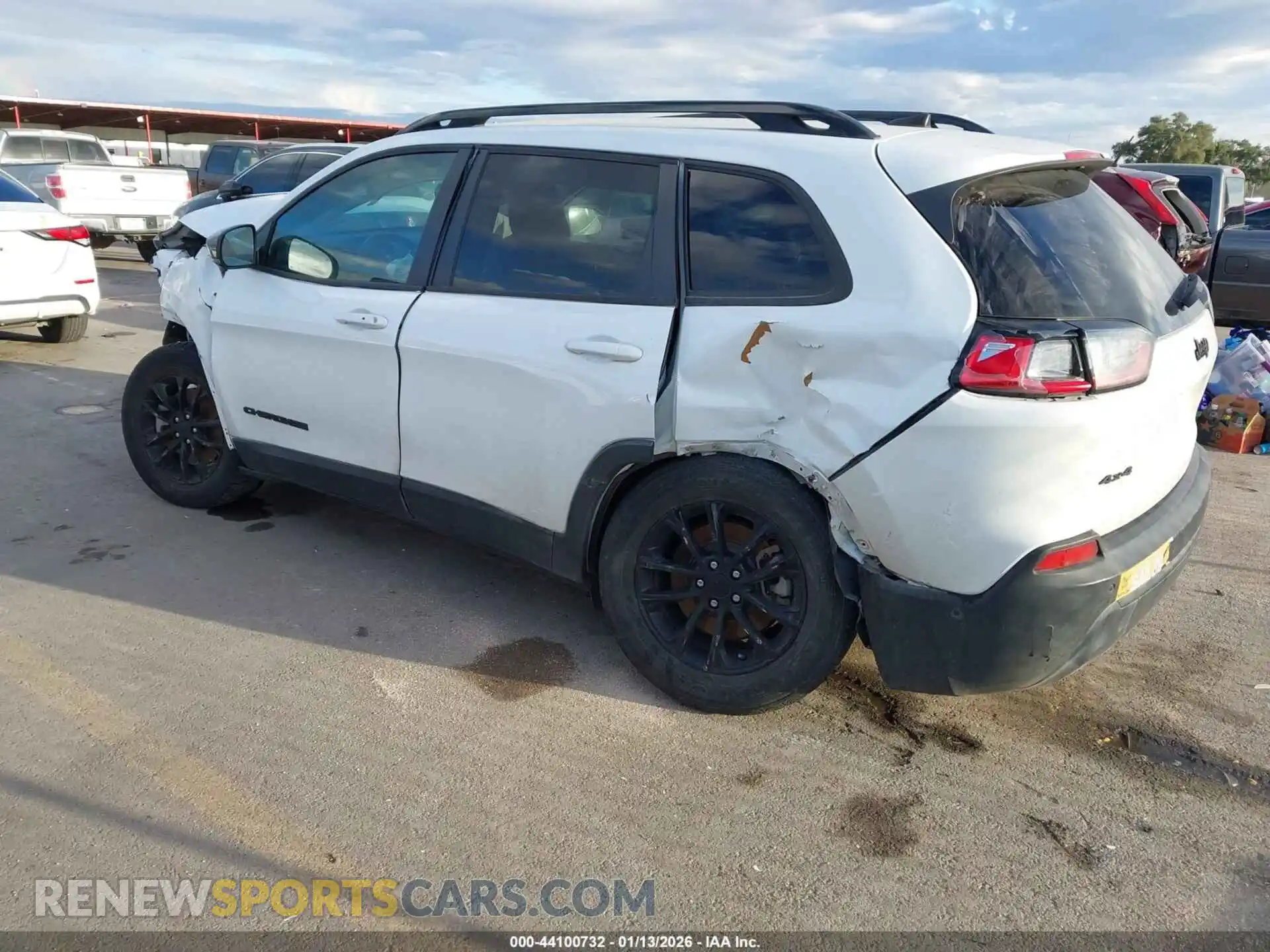 3 Photograph of a damaged car 1C4PJMMB7PD113669 JEEP CHEROKEE 2023