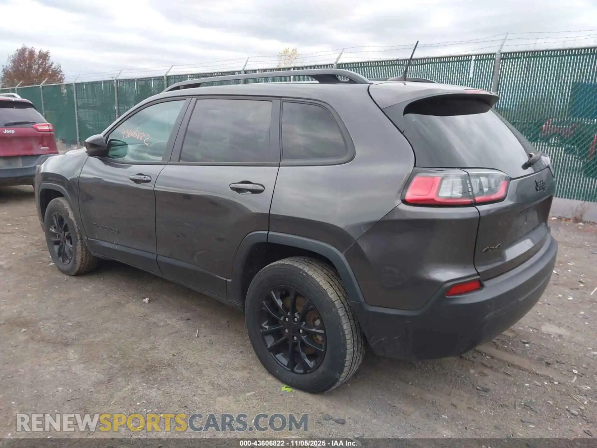 3 Photograph of a damaged car 1C4PJMMB9PD114886 JEEP CHEROKEE 2023