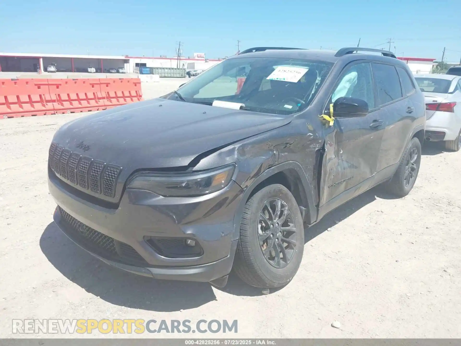 2 Photograph of a damaged car 1C4PJMMBXPD115562 JEEP CHEROKEE 2023