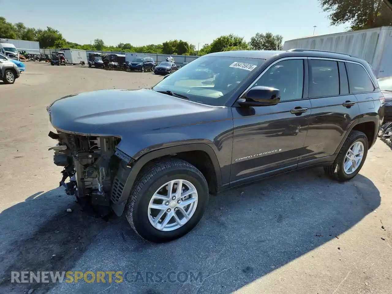 1 Photograph of a damaged car 1C4RJGAG1PC633298 JEEP CHEROKEE 2023
