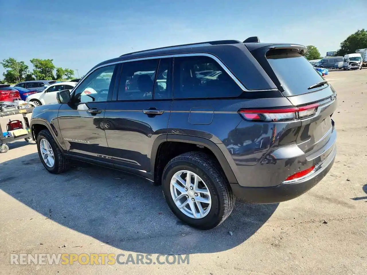 2 Photograph of a damaged car 1C4RJGAG1PC633298 JEEP CHEROKEE 2023