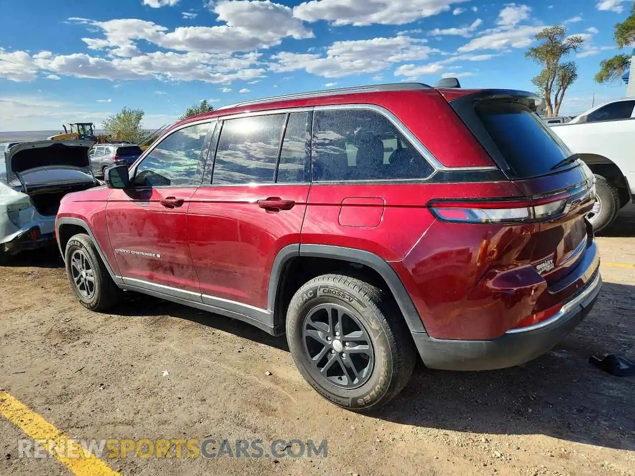 2 Photograph of a damaged car 1C4RJGAG8PC511781 JEEP CHEROKEE 2023
