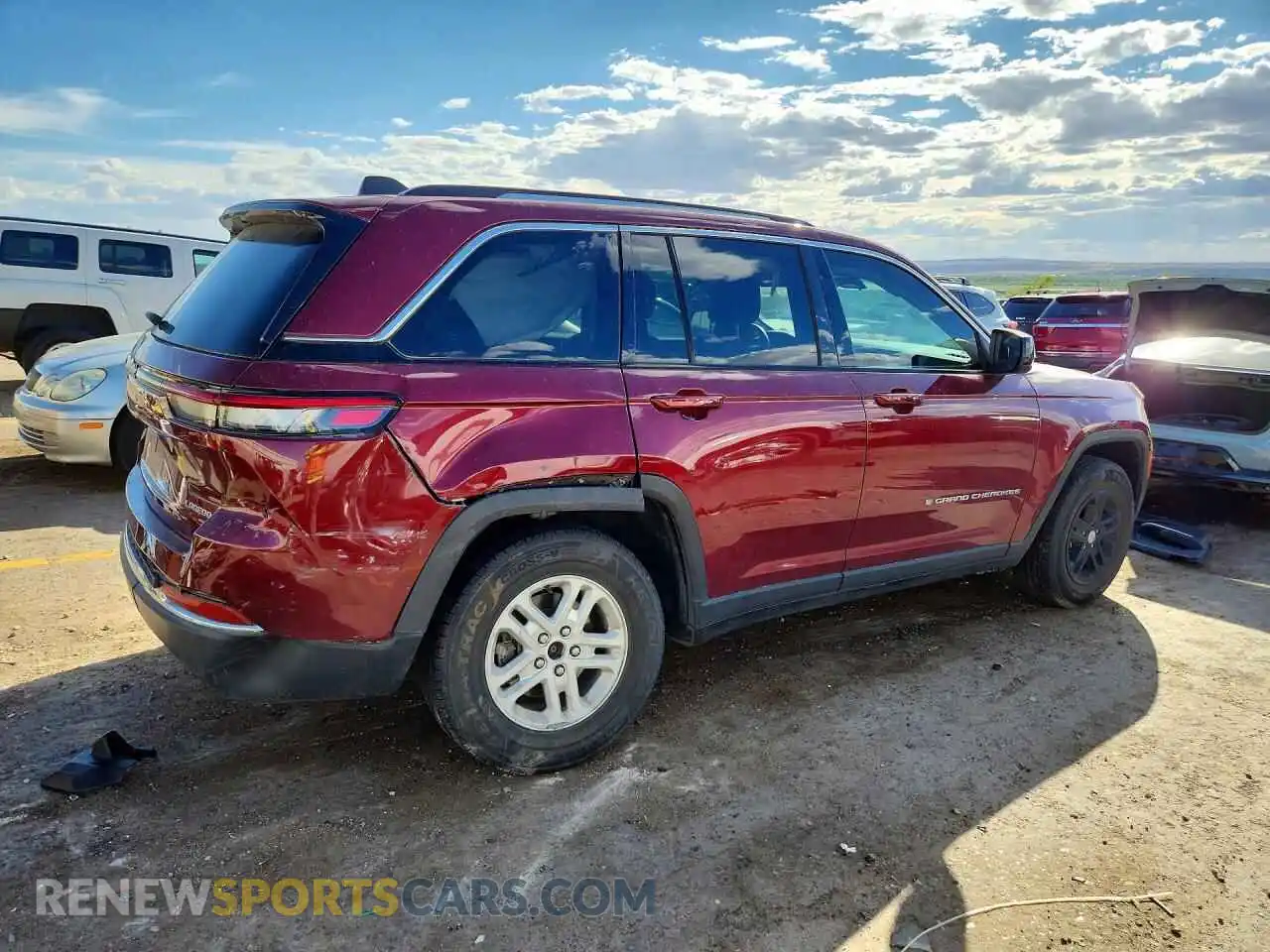 3 Photograph of a damaged car 1C4RJGAG8PC511781 JEEP CHEROKEE 2023