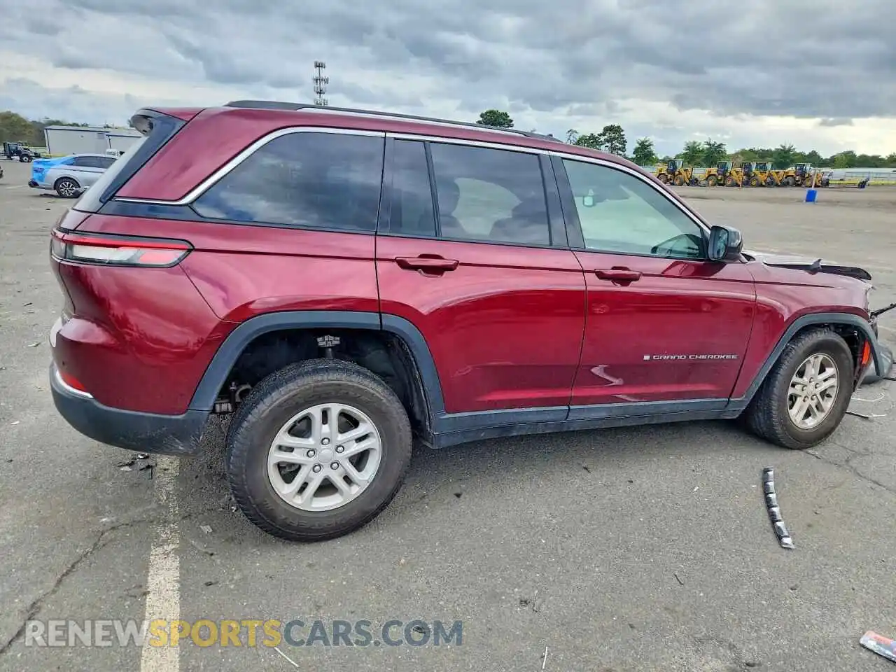 3 Photograph of a damaged car 1C4RJHAG3PC608876 JEEP CHEROKEE 2023