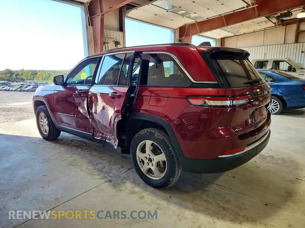 2 Photograph of a damaged car 1C4RJHAG5PC547899 JEEP CHEROKEE 2023