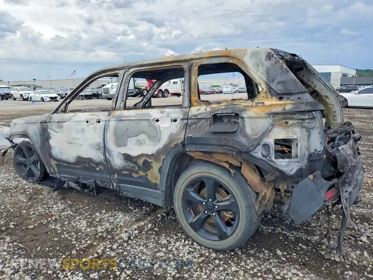 2 Photograph of a damaged car 1C4RJHAG7PC640486 JEEP CHEROKEE 2023