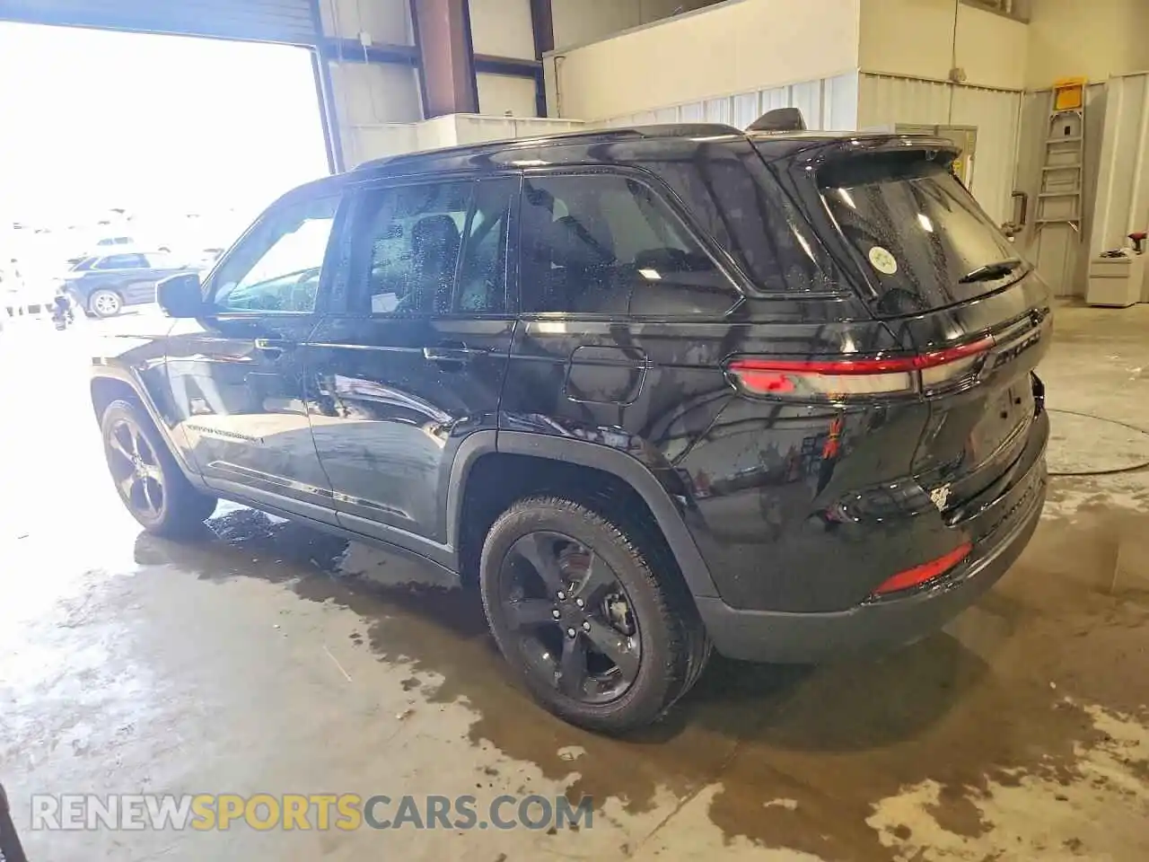 2 Photograph of a damaged car 1C4RJHBG0PC540776 JEEP CHEROKEE 2023