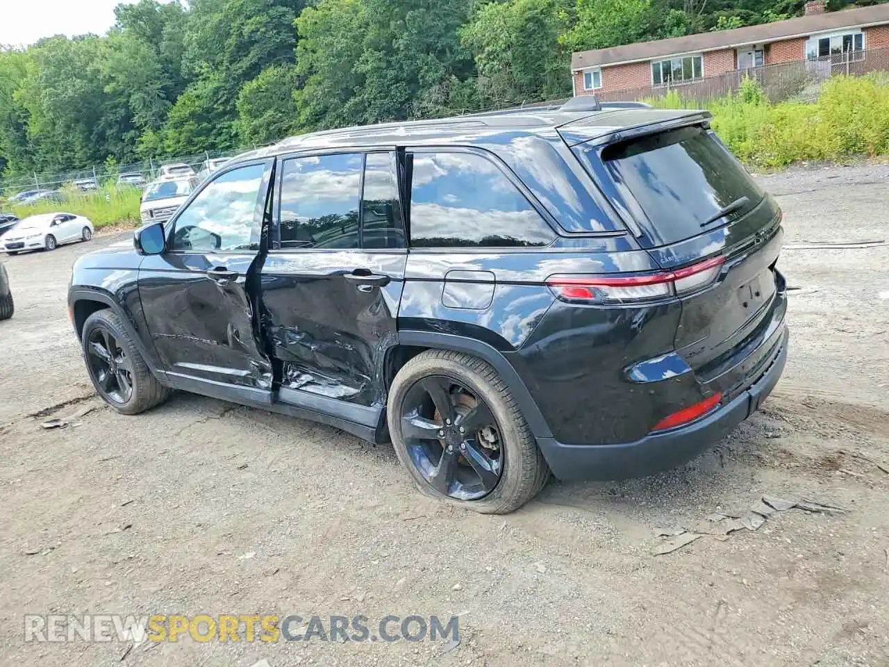 2 Photograph of a damaged car 1C4RJHBG1PC502649 JEEP CHEROKEE 2023