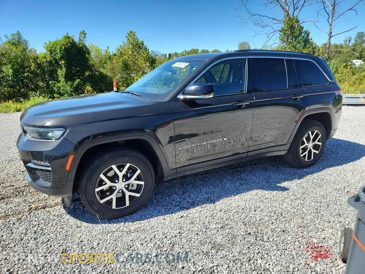 1 Photograph of a damaged car 1C4RJHBG4PC613213 JEEP CHEROKEE 2023