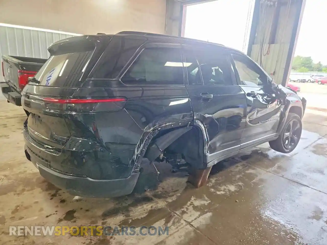 3 Photograph of a damaged car 1C4RJHBG6PC560465 JEEP CHEROKEE 2023