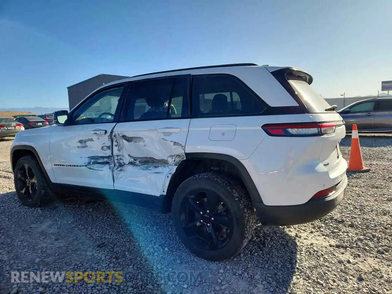 2 Фотография поврежденного автомобиля 1C4RJHBG7PC541052 JEEP CHEROKEE 2023